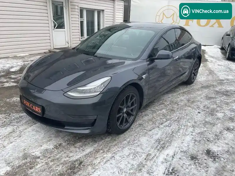 Tesla Model 3 2018, фото з оголошення 1 з 13, VIN 5YJ3E1EA3JF044650