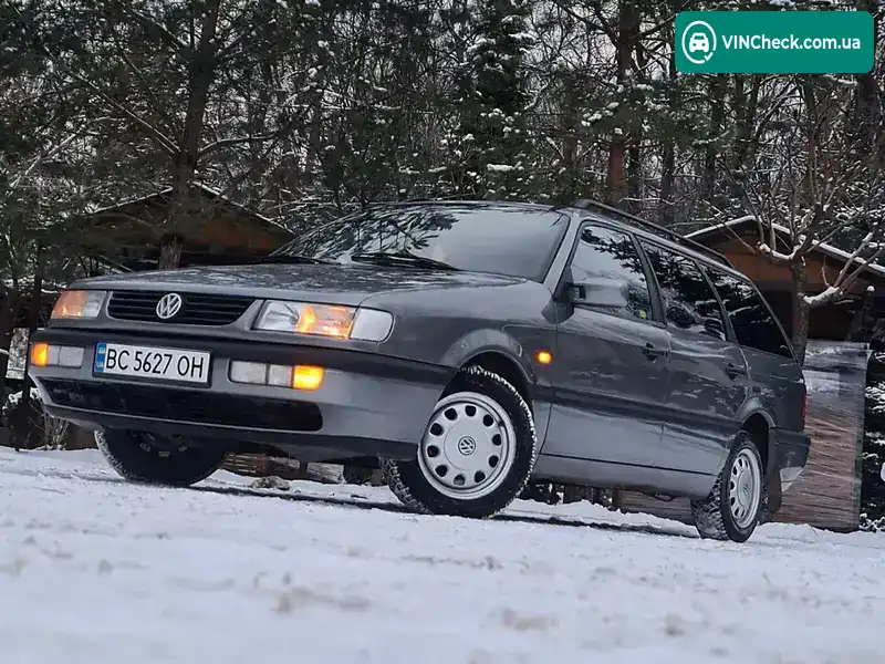 Volkswagen Passat 1994, фото з оголошення 2 з 20, VIN WVWZZZ3AZSE103483