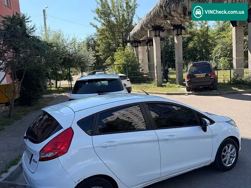 Ford Fiesta 2012, фото з оголошення 2 з 11, VIN WF0JXXGAJJCB23235
