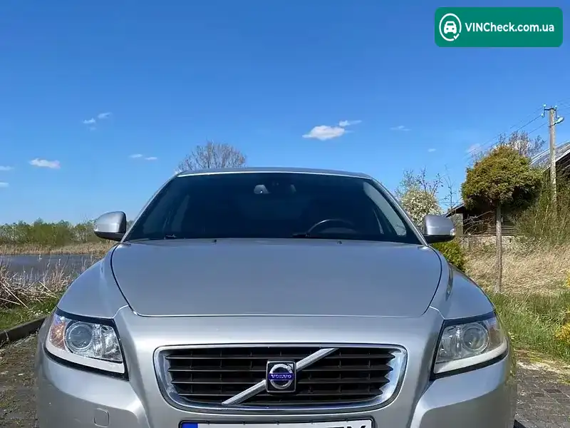 Volvo S40 2009, фото з оголошення 1 з 17, VIN YV1MS76E2A2488233