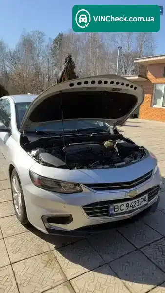 Chevrolet Malibu 2017, фото з оголошення 2 з 21, VIN 1G1ZJ5SU0HF240653