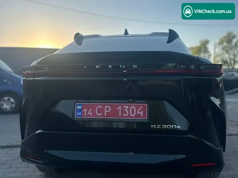Lexus RZ 2025, фото з оголошення 2 з 16, VIN JTJABABB0SA012243