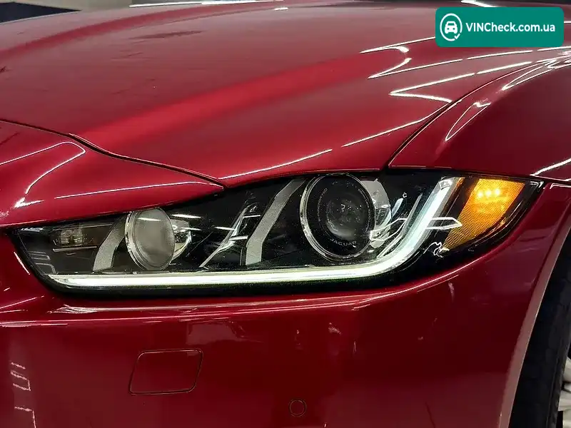 Jaguar XE 2018, фото з оголошення 2 з 20, VIN SAJAD4FX1JCP34331