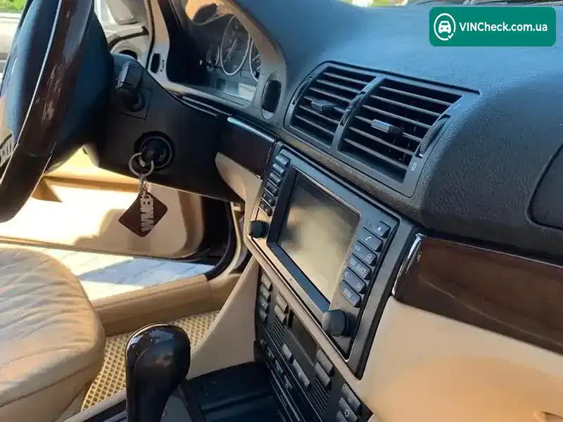 BMW 5 Series 2002, фото з оголошення 2 з 20, VIN WBADL81010GX62277