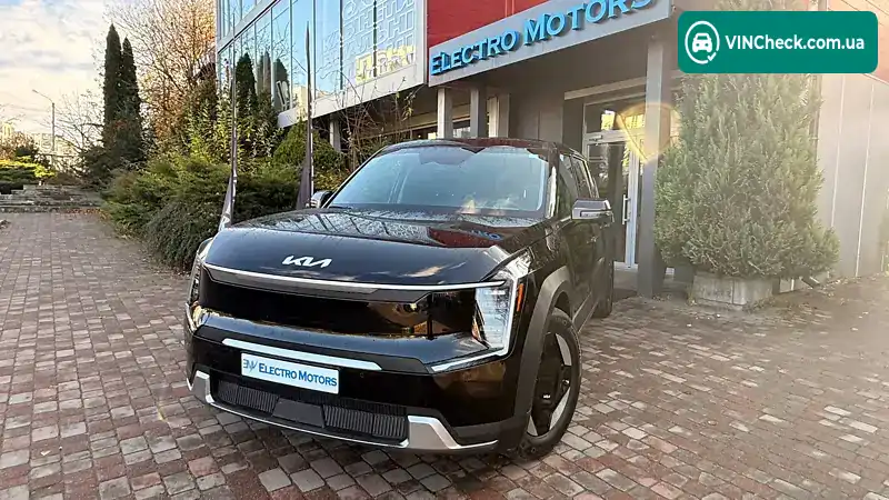Kia EV9 2024, фото з оголошення 2 з 19, VIN KNDAB5S13R6024093