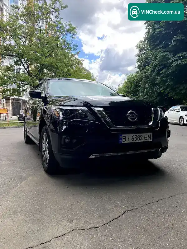 Nissan Pathfinder 2018, фото з оголошення 1 з 20, VIN 5N1DR2MM0JC667826