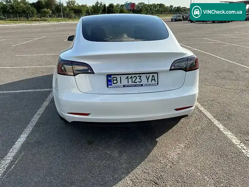 Tesla Model 3 2020, фото з оголошення 2 з 21, VIN 5YJ3E1EC5LF736428