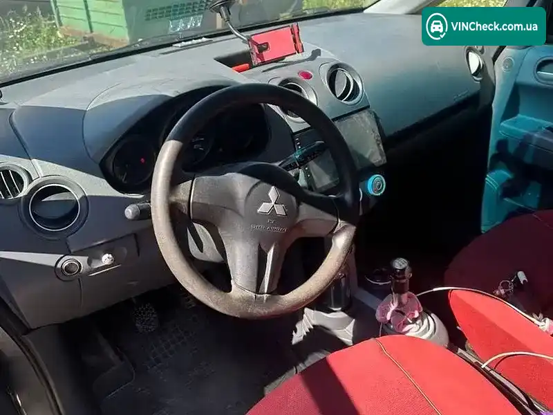 Mitsubishi Colt 2004, фото з оголошення 1 з 8, VIN XMCXNZ39A5F032921