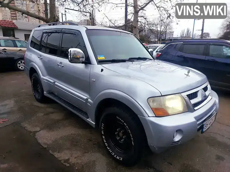 Mitsubishi Pajero 2003, фото з оголошення 1 з 15, VIN JMYLRV73W4J706716