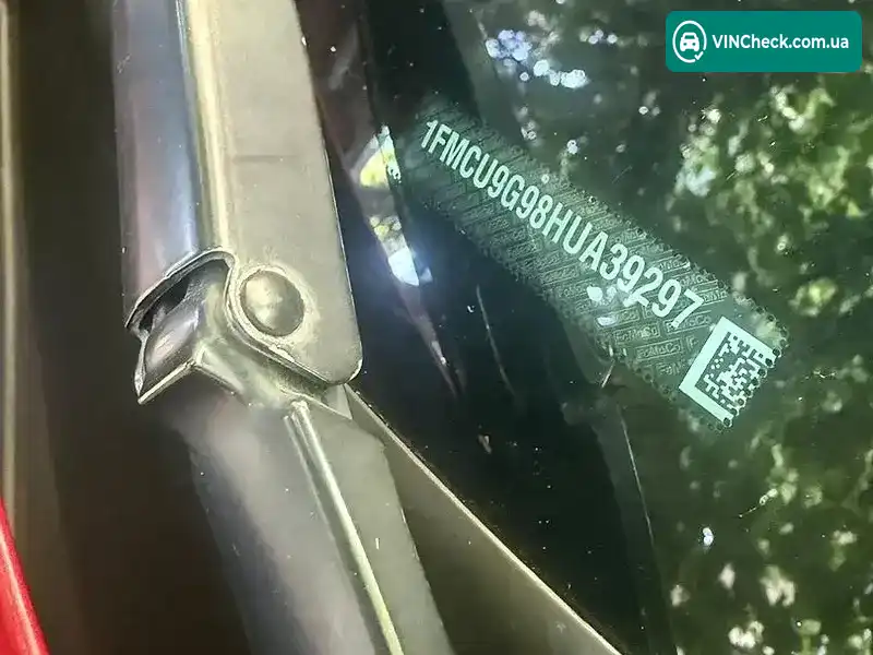 Ford Escape 2016, фото з оголошення 1 з 20, VIN 1FMCU9G98HUA39297