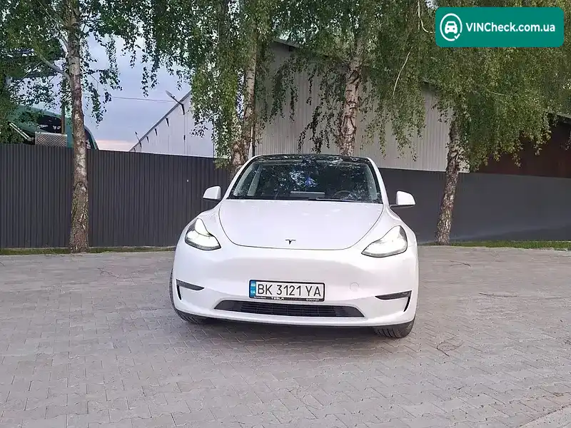 Tesla Model Y 2023, фото з оголошення 2 з 21, VIN XP7YGCEK7PB070888