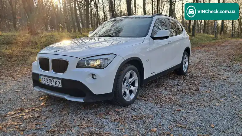 BMW X1 2011, фото з оголошення 1 з 20, VIN WBAVP11070VR74130