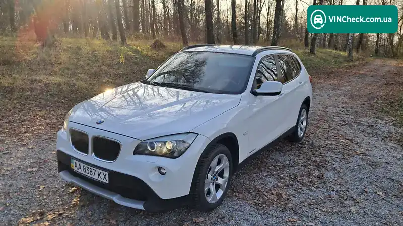 BMW X1 2011, фото з оголошення 2 з 20, VIN WBAVP11070VR74130