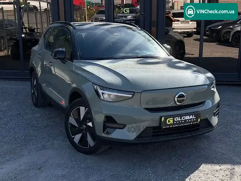 Volvo XC40 2024, фото з оголошення 2 з 20, VIN YV1XZEPT4R2331256