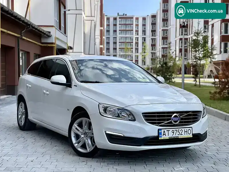 Volvo V60 2016, фото з оголошення 1 з 20, VIN YV1GWBNH0H1349137