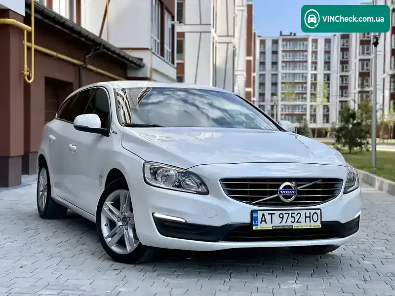 Volvo V60 2016, фото з оголошення 2 з 20, VIN YV1GWBNH0H1349137
