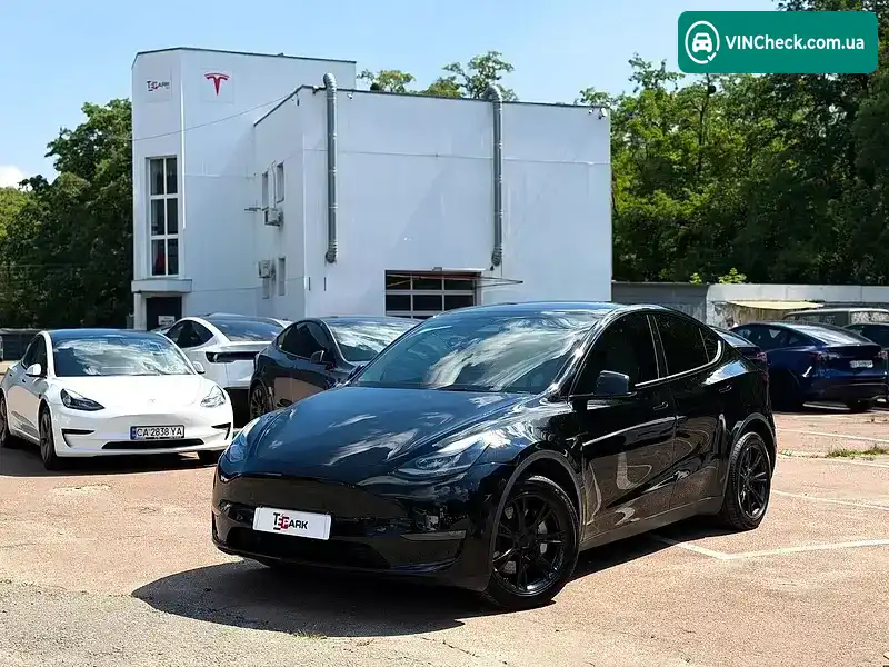 Tesla Model Y 2024, фото з оголошення 1 з 20, VIN 7SAYGDEE0RA227603