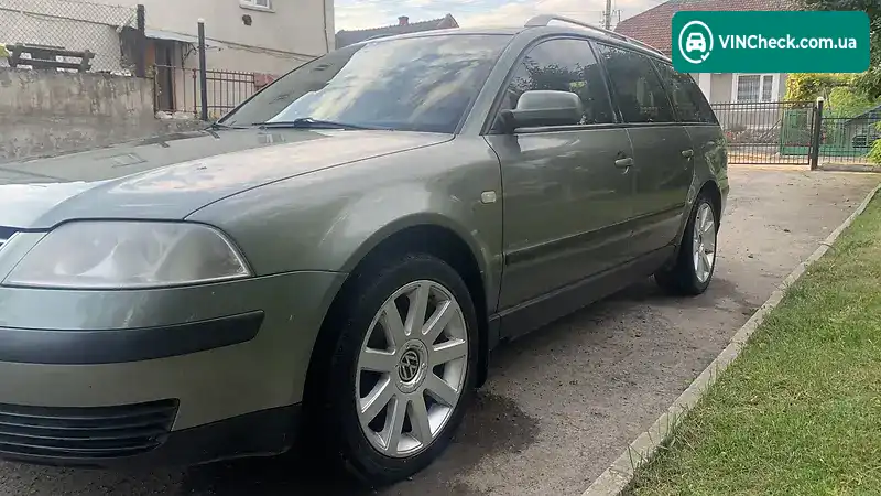 Volkswagen Passat 2001, фото з оголошення 2 з 12, VIN WVWZZZ3BZ2E164018