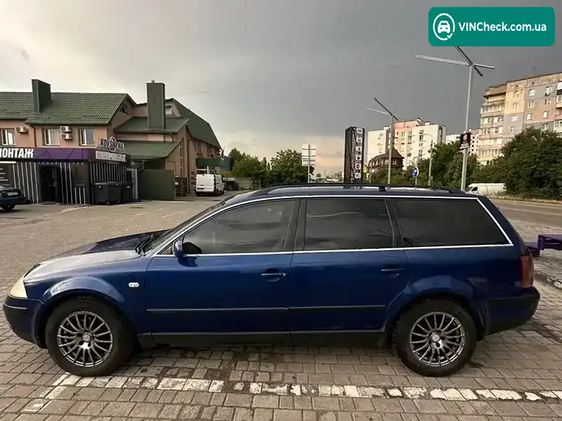 Volkswagen Passat 2001, фото з оголошення 2 з 20, VIN WVWZZZ3BZ1E262272