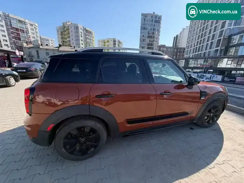 MINI Countryman 2018, фото з оголошення 2 з 19, VIN WMZYS7C34J3E09326
