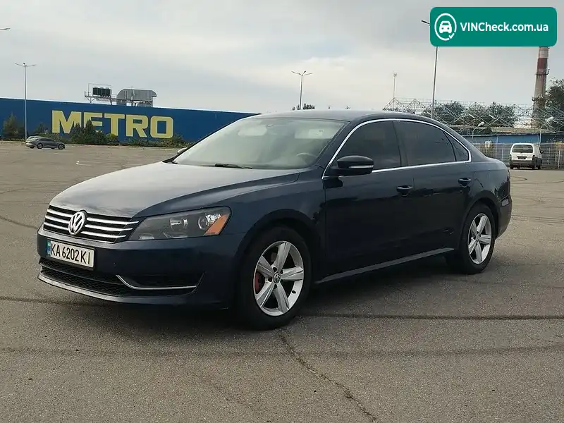 Volkswagen Passat 2013, фото з оголошення 1 з 18, VIN 1VWBP7A35DC097543