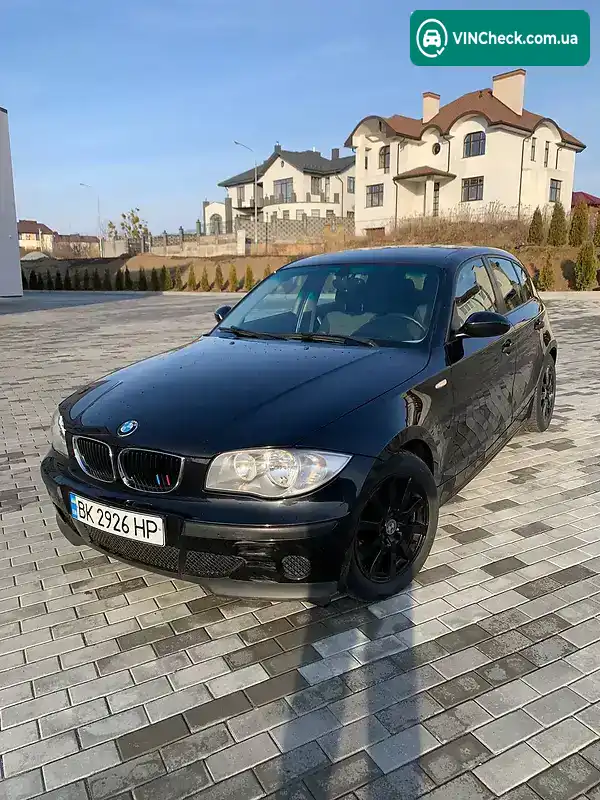 BMW 1 Series 2005, фото з оголошення 1 з 13, VIN WBAUG31080PU39321