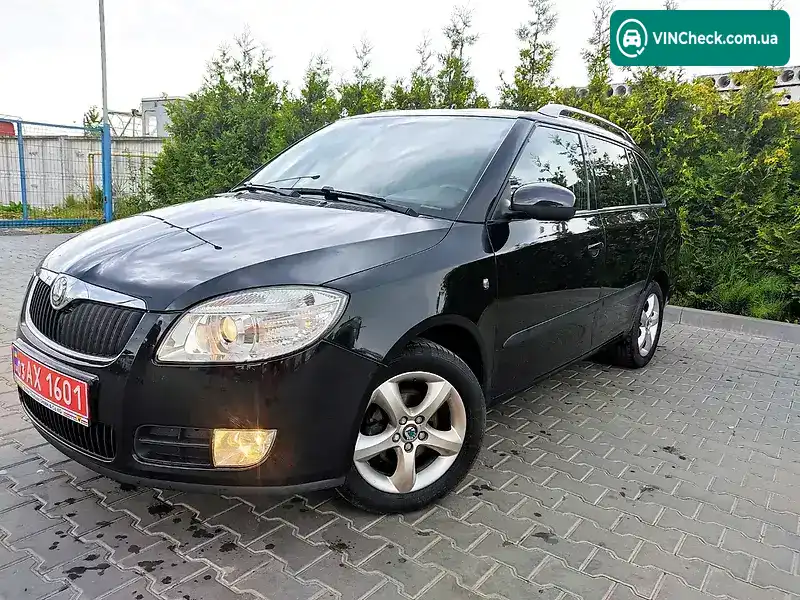 Skoda Fabia 2009, фото з оголошення 2 з 20, VIN TMBHC65J383187324