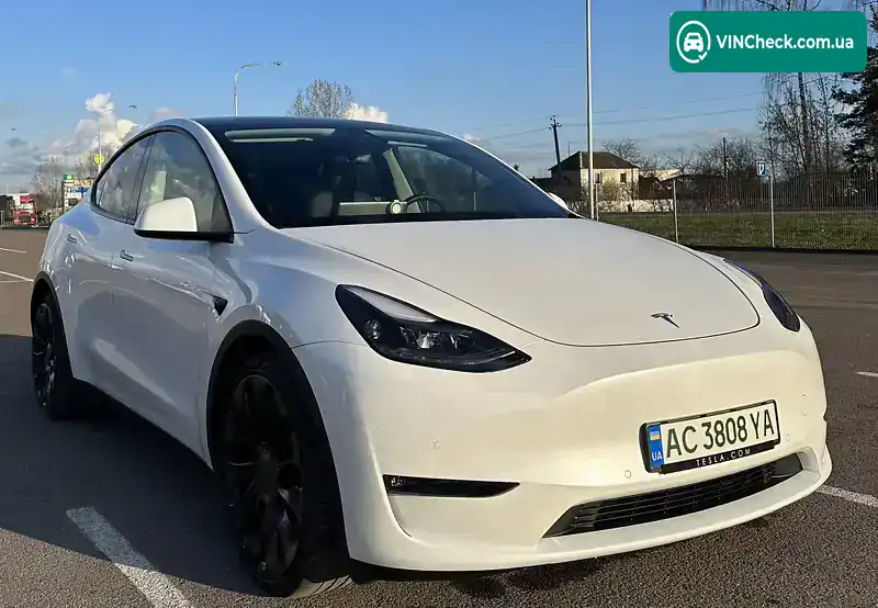 Tesla Model Y 2021, фото з оголошення 1 з 18, VIN 7SAYGDEFXNF319114