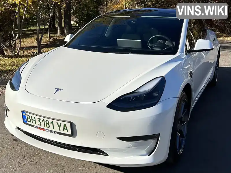 Tesla Model 3 2022, фото з оголошення 2 з 21, VIN 5YJ3E1EB5NF206406