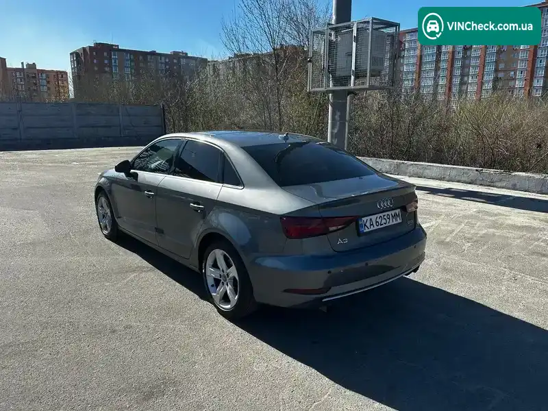 Audi A3 2018, фото з оголошення 2 з 16, VIN WAUB8GFF3J1056870