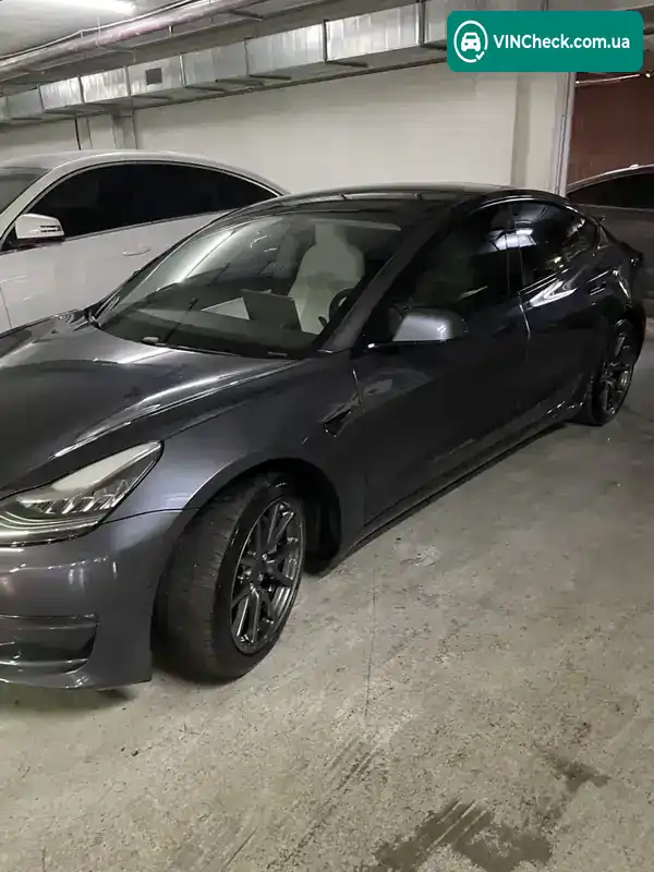 Tesla Model 3 2019, фото з оголошення 2 з 14, VIN 5YJ3E1EB9KF450362