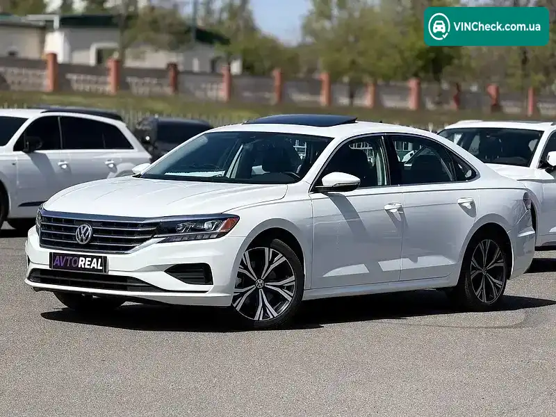 Volkswagen Passat 2022, фото з оголошення 2 з 21, VIN 1VWSA7A37NC009059