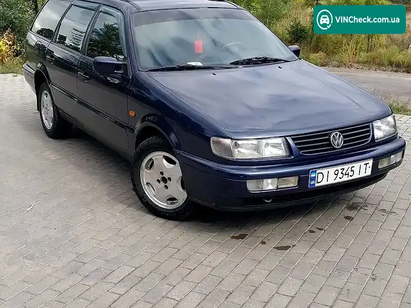 Volkswagen Passat 1995, фото з оголошення 2 з 12, VIN WVWZZZ3AZSE080922