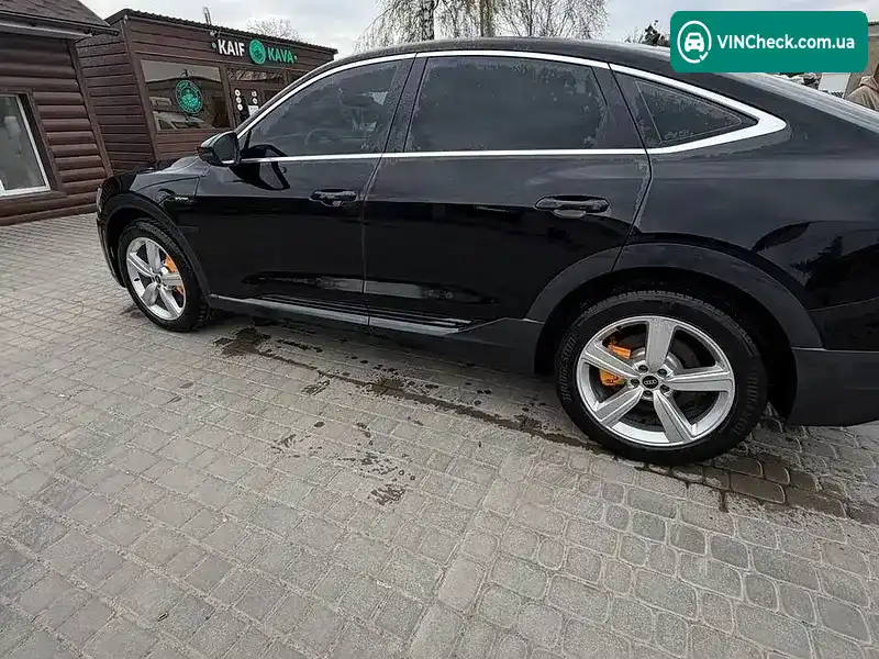 Audi e-tron 2022, фото з оголошення 1 з 6, VIN WAUZZZGE1PB011555