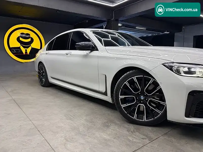 BMW 7 Series 2019, фото з оголошення 2 з 20, VIN WBA7U2C08LBM62192