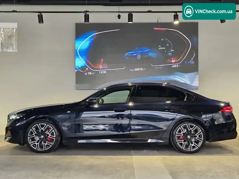 BMW 5 Series 2025, фото з оголошення 2 з 19, VIN WBA31FL050CV29089