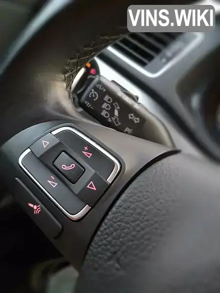 Volkswagen Passat 2015, фото з оголошення 1 з 20, VIN 1VWAT7A32FC082069