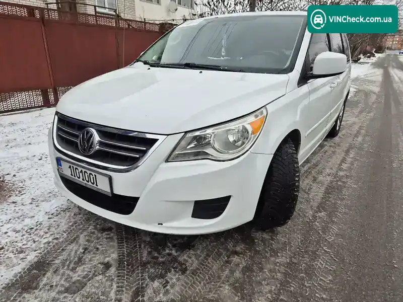 Volkswagen Routan 2013, фото з оголошення 1 з 20, VIN 2C4RVABG4DR725377