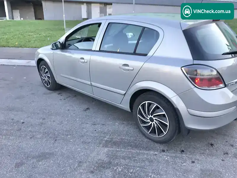 Opel Astra 2008, фото з оголошення 2 з 14, VIN W0L0AHL4888089208