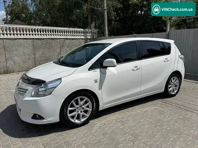 Toyota Verso 2011, фото з оголошення 2 з 13, VIN NMTDB26R90R007814