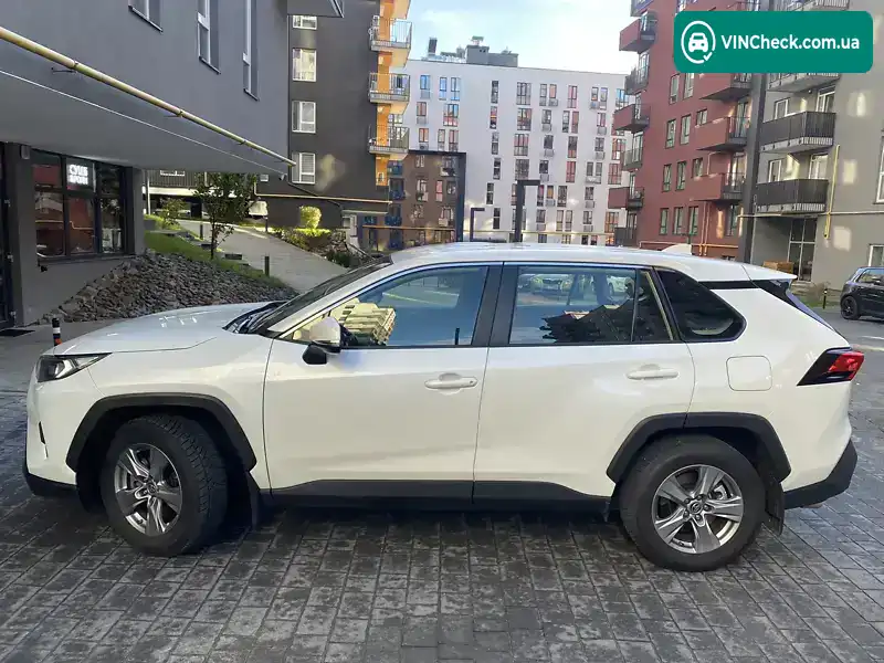Toyota RAV4 2022, фото з оголошення 2 з 16, VIN JTMZ43FV60D119664