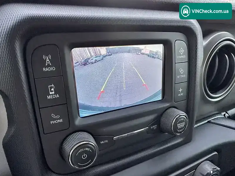 Jeep Wrangler 2018, фото з оголошення 2 з 20, VIN 1C4GJXAN4JW326686