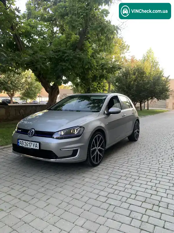 Volkswagen e-Golf 2015, фото з оголошення 1 з 11, VIN WVWZZZAUZFW908707
