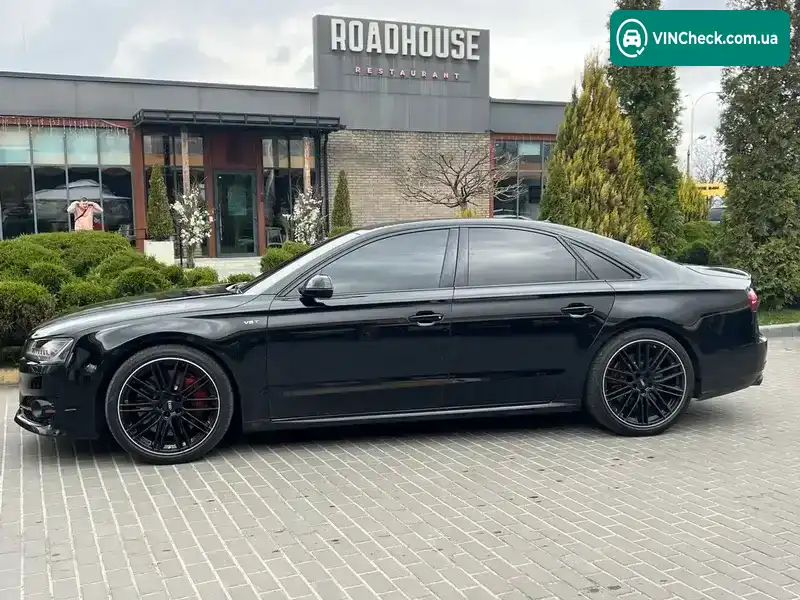 Audi S8 2017, фото з оголошення 2 з 21, VIN WUAZZZ4H8HN901636