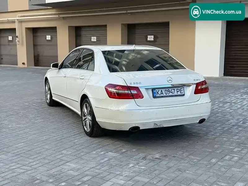 Mercedes-Benz E-Class 2011, фото з оголошення 2 з 13, VIN WDD2120871A432826