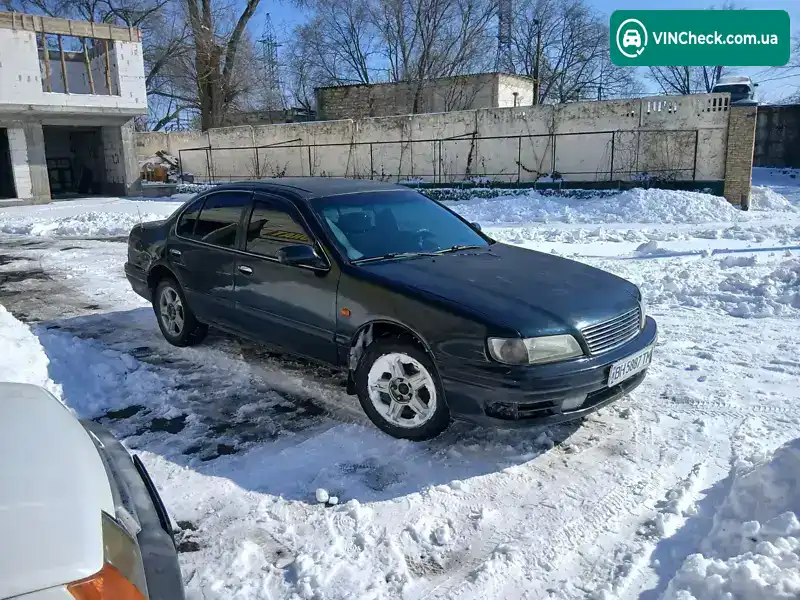 Nissan Maxima 1995, фото з оголошення 1 з 8, VIN JN1CAUA32U0009772