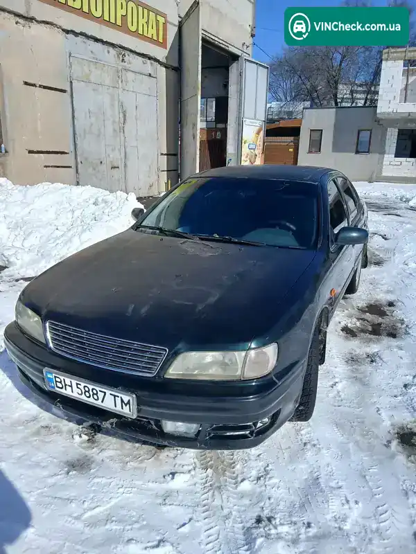 Nissan Maxima 1995, фото з оголошення 2 з 8, VIN JN1CAUA32U0009772