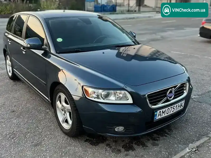 Volvo V50 2011, фото з оголошення 2 з 20, VIN YV1MW84F1C2656314