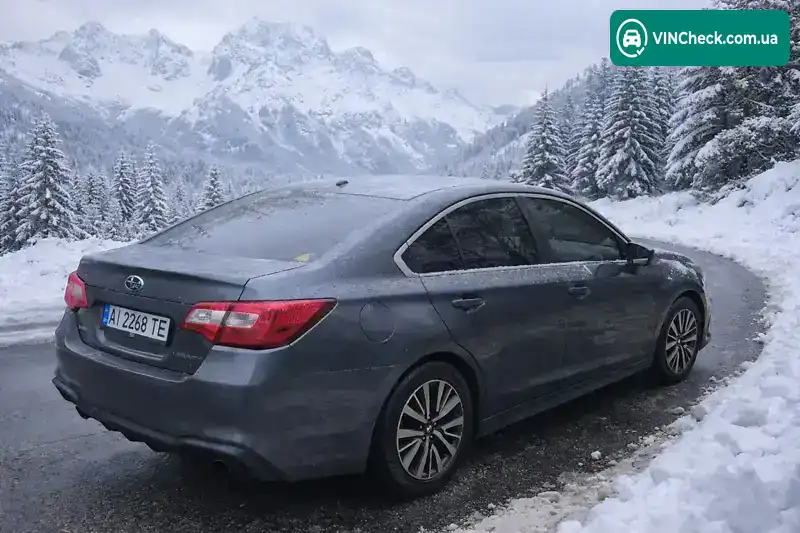 Subaru Legacy 2018, фото з оголошення 2 з 17, VIN 4S3BNAB64K3021243