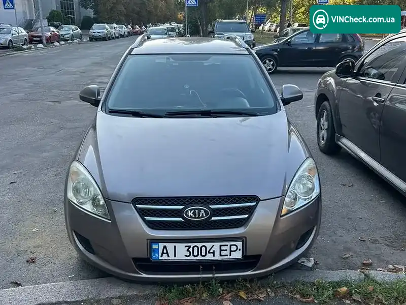 Kia Ceed 2009, фото з оголошення 1 з 11, VIN Y6DFF52229L084396